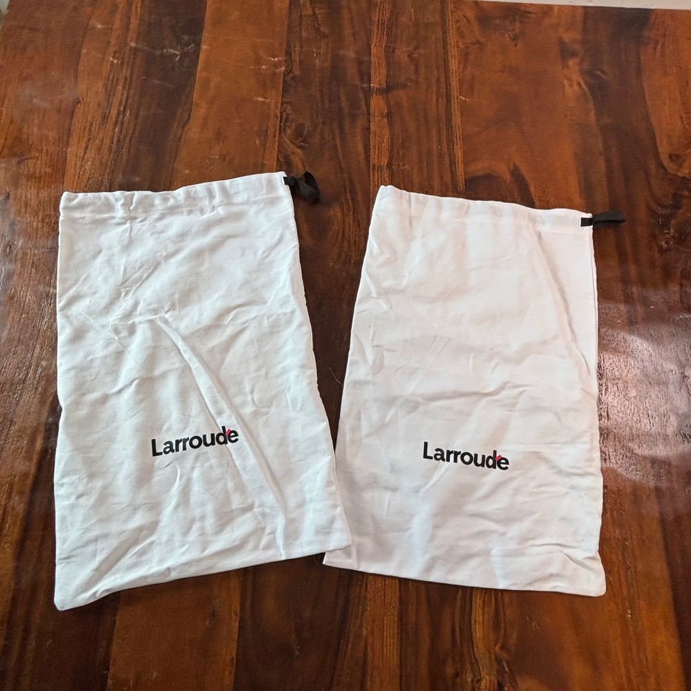 Larroude White Cotton Canvas Shoe Dust Bags Set of 2 Logo Print Travel Pouches